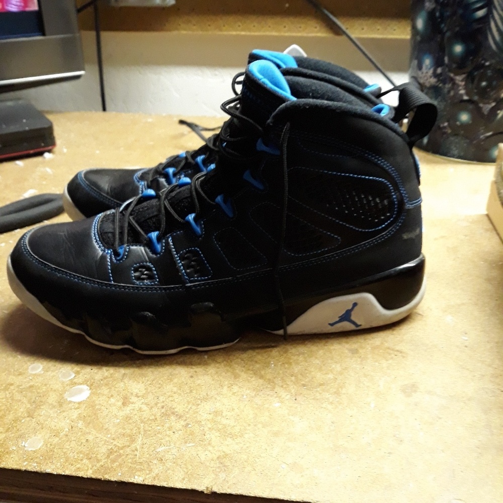 Jordan retro 9 blue/white